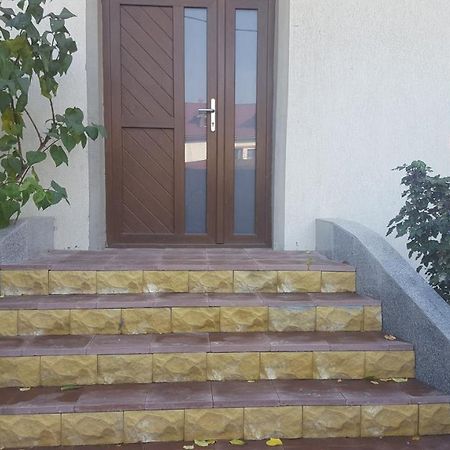 Apartamento Casa Soarelui Roşu Exterior foto
