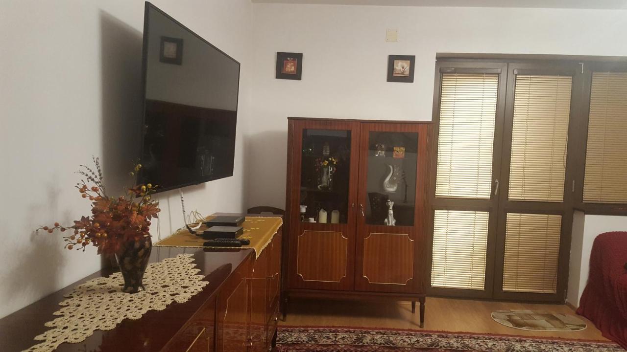 Apartamento Casa Soarelui Roşu Exterior foto
