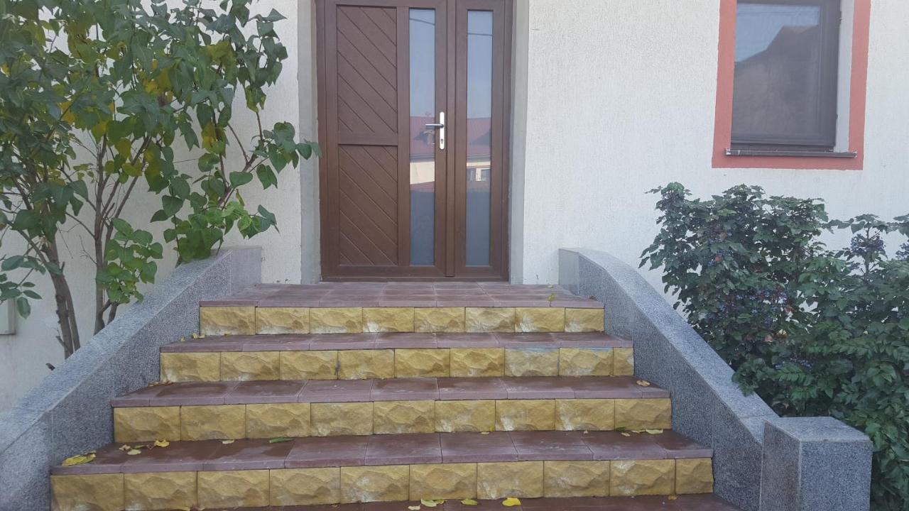 Apartamento Casa Soarelui Roşu Exterior foto